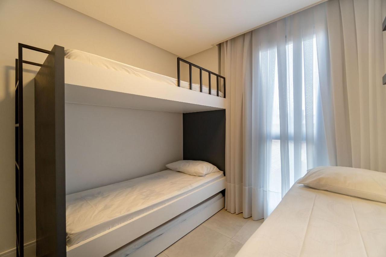 Porto Madero - Apartamento Alto Padrao Em Condo Com Piscina Бомбіняс Екстер'єр фото